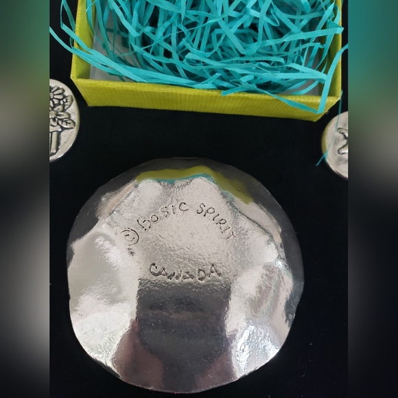 Pewter Dish and Charms - Picture 3 of 5